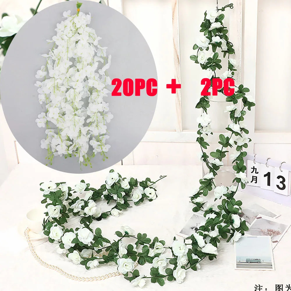Sæt med Kunstige Hvide Roser og Hængende Blomsterguirlander – 22 Dele