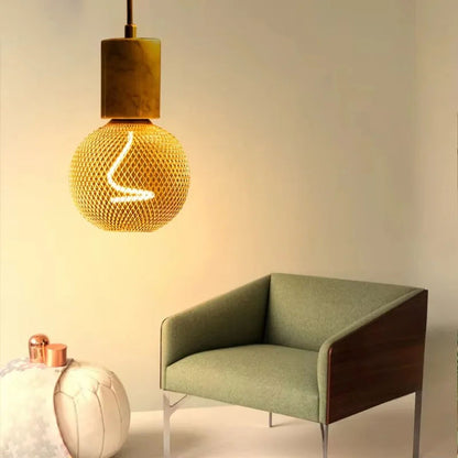 E27 LED-Pære med Metalburdæksel