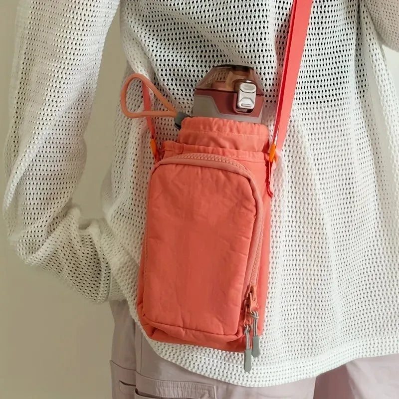 Lille Nylon Crossbody Taske med Flaskelomme
