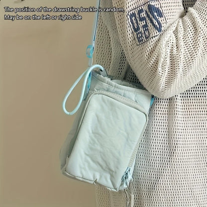 Lille Nylon Crossbody Taske med Flaskelomme