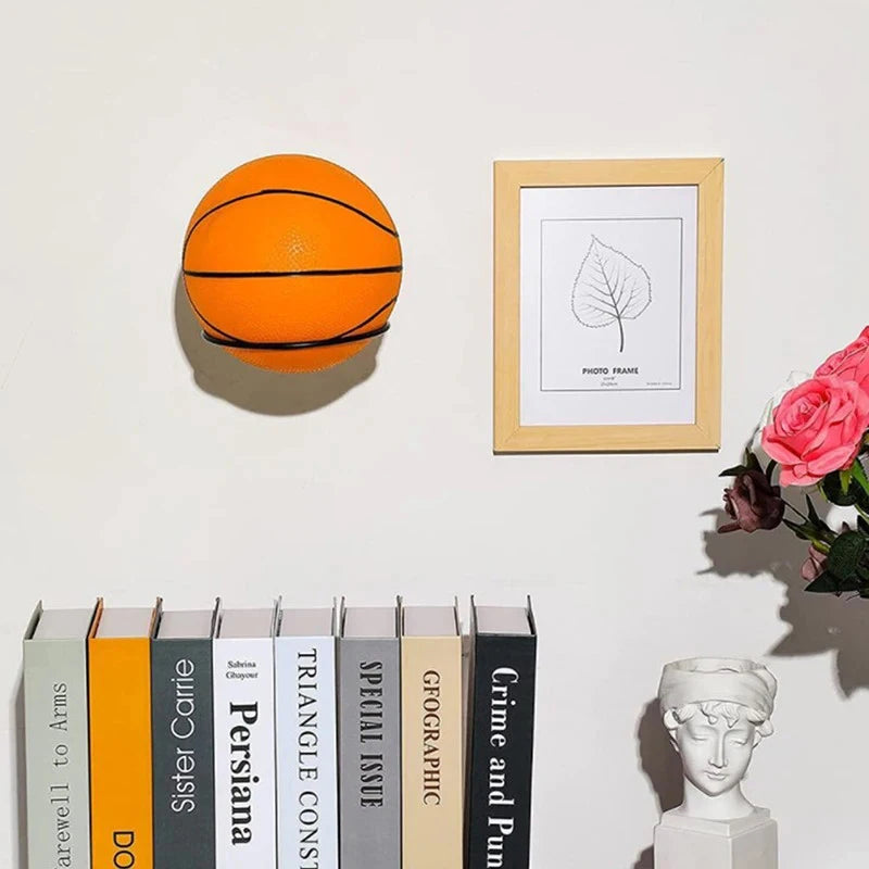 Væghængt Boldholder – Pladsbesparende Opbevaringsstativ