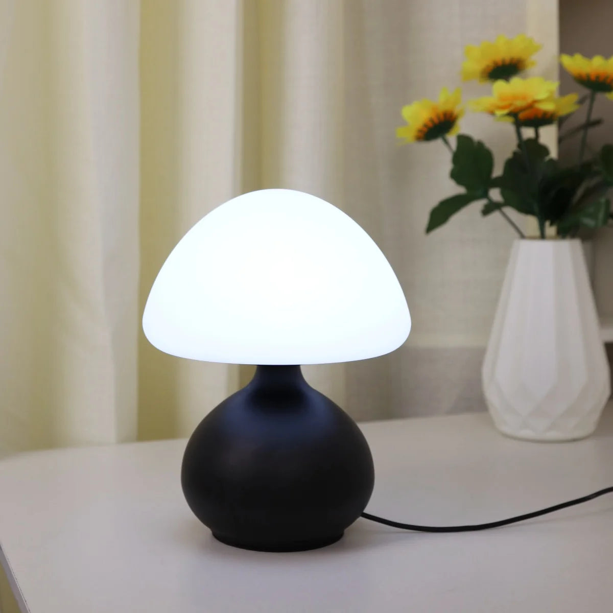 Minimalistisk Svampelampe med 3 Farver og Dæmpning