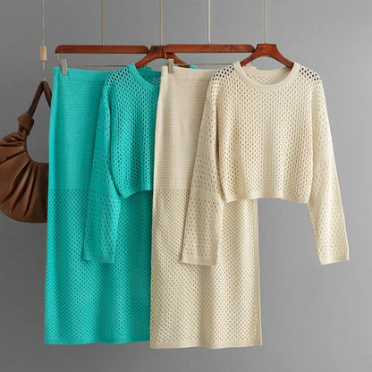 Dame Striktrøje og Nederdel Sæt