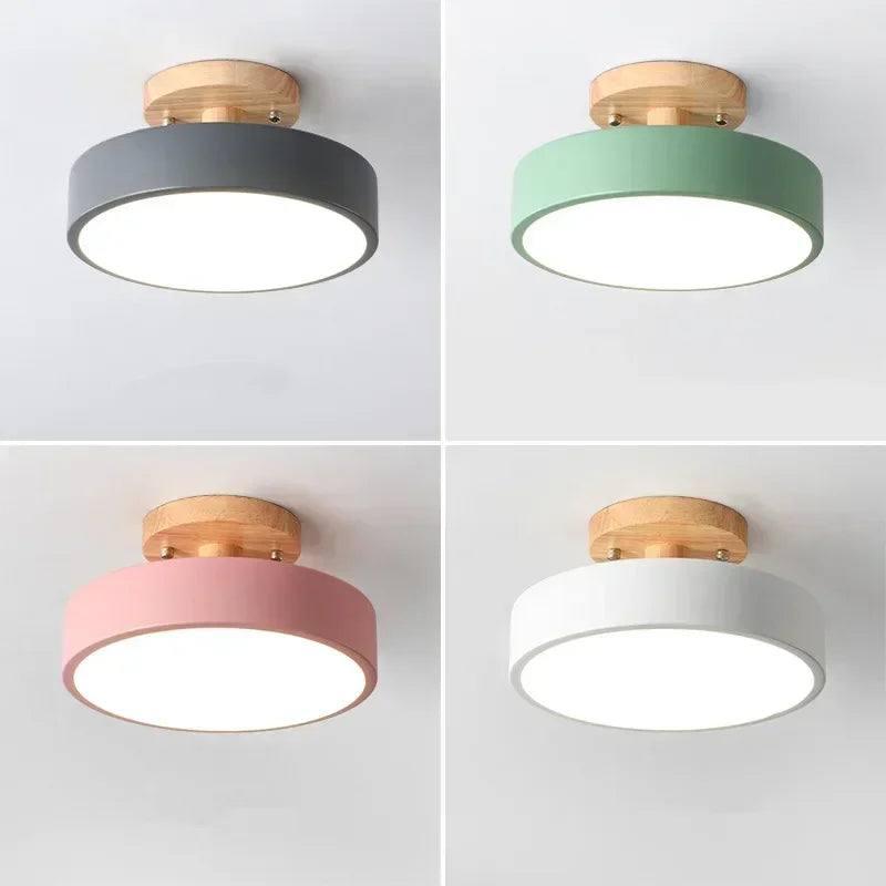Nordisk Rund Loftlampe i Træ